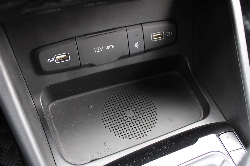Hyundai Tucson 1,6 T-GDI  1.MAJ,SMART,ZÁRUKA - fotka 17 z 32