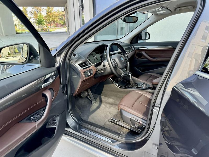 BMW X1 (2020) xDrive 25e AUT Plug in Hybrid - fotka 9 z 25