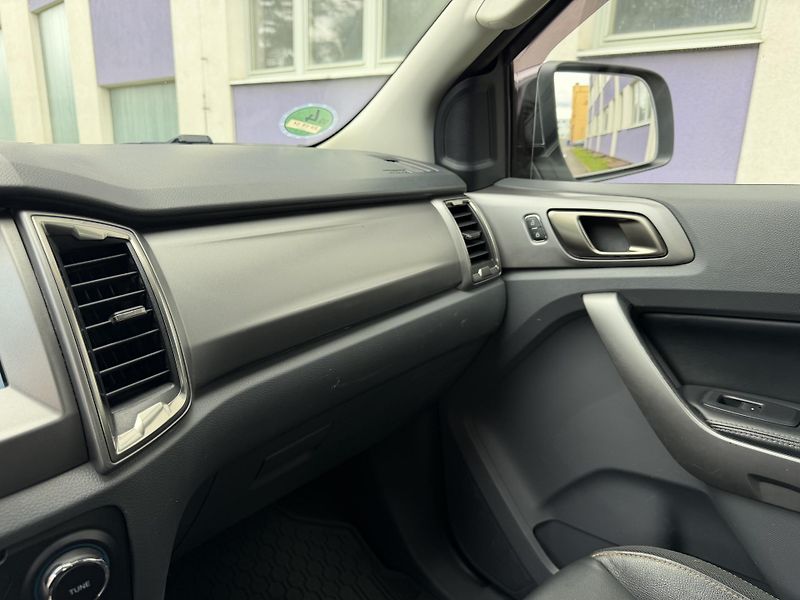 Ford Ranger 3,2 TDCi Wildtrak - fotka 21 z 25