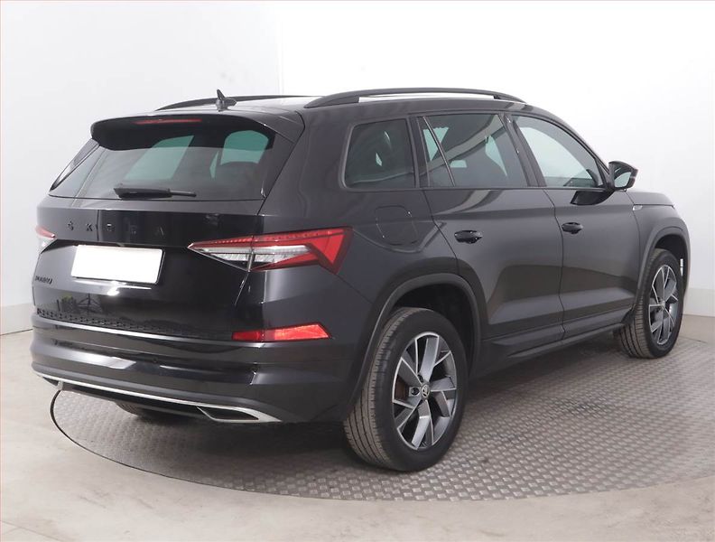 Škoda Kodiaq (2023) Sportline 2.0 TDI - fotka 5 z 24
