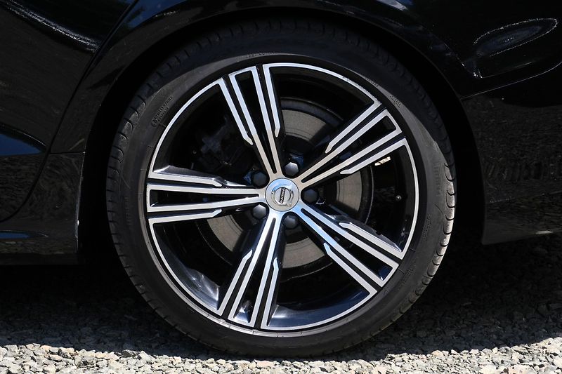 Volvo V60 T6 AWD, Polestar, H/K, Tažné - fotka 5 z 36