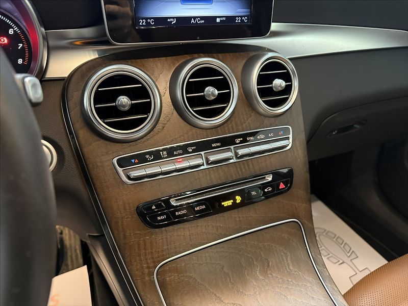 Mercedes-Benz GLC 2,0   250 BURM 360 PANORAMA - fotka 16 z 33