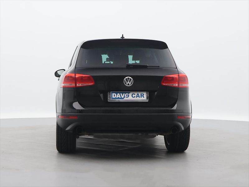 Volkswagen Touareg 3,0 TDI V6 193kW 4x4 Tažné - fotka 6 z 34