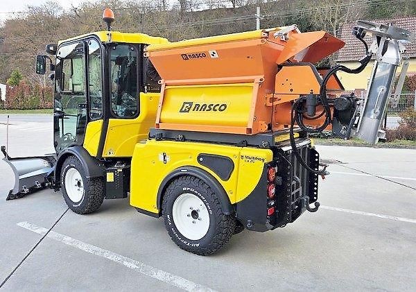 Ostatní (2023) Multihog 4x4 komunál 3.5t!DEMO - fotka 4 z 16