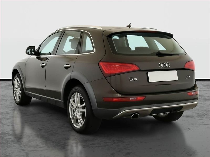 Audi Q5 (2016) 2.0 TDI, 4X4, Automat - fotka 4 z 21