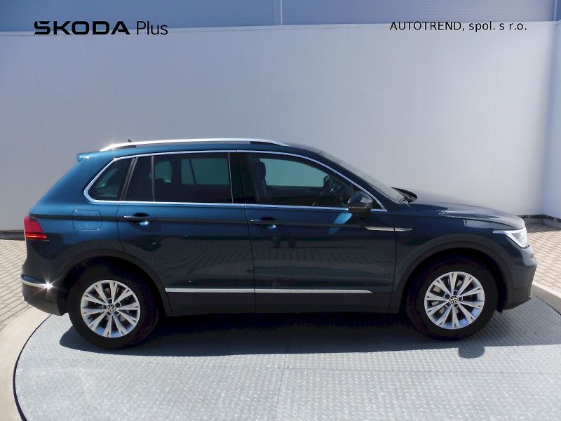 Volkswagen Tiguan (2023) Life 1,5 TSI 110kW - fotka 25 z 25