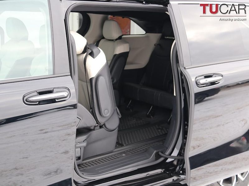 Toyota Sienna (2026) Platinum 2.5 HEV AWD - fotka 55 z 76