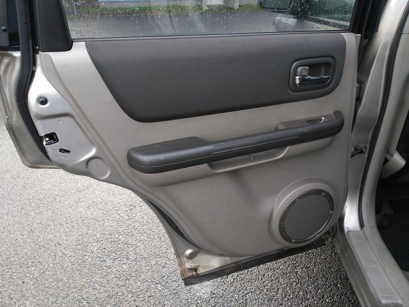 Nissan X-Trail 2,5i AWD /121 kW/ Automat - fotka 11 z 37