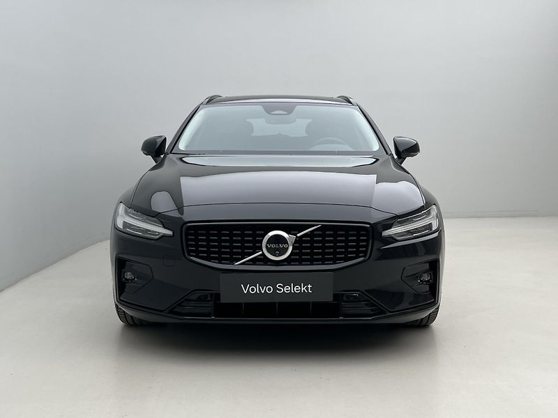 Volvo V60 B4 PLUS DARK AUT 1.maj. - fotka 14 z 45