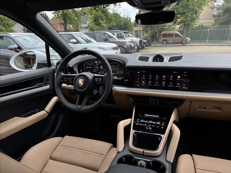 Porsche Cayenne Coupe E3 II Sport Chrono Vzduc - fotka 13 z 34
