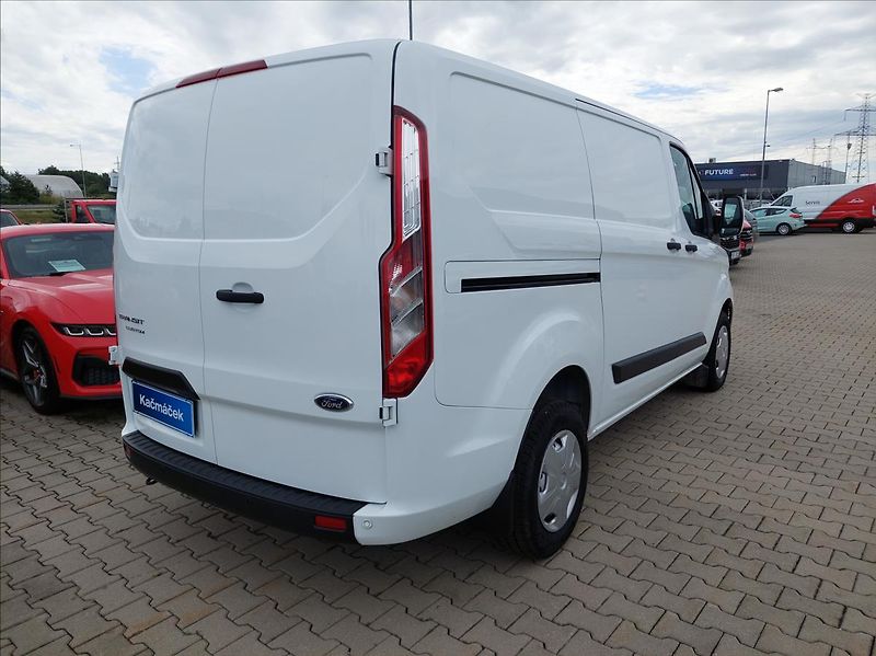 Ford Transit Custom 2,0 EcoBlue Trend L1 DPH - fotka 5 z 26