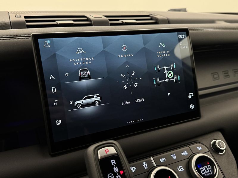 Land Rover Defender 110 D300 X-DYNAMIC SE - fotka 36 z 47