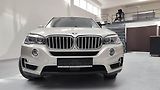 BMW X5 (2014) - náhled 10