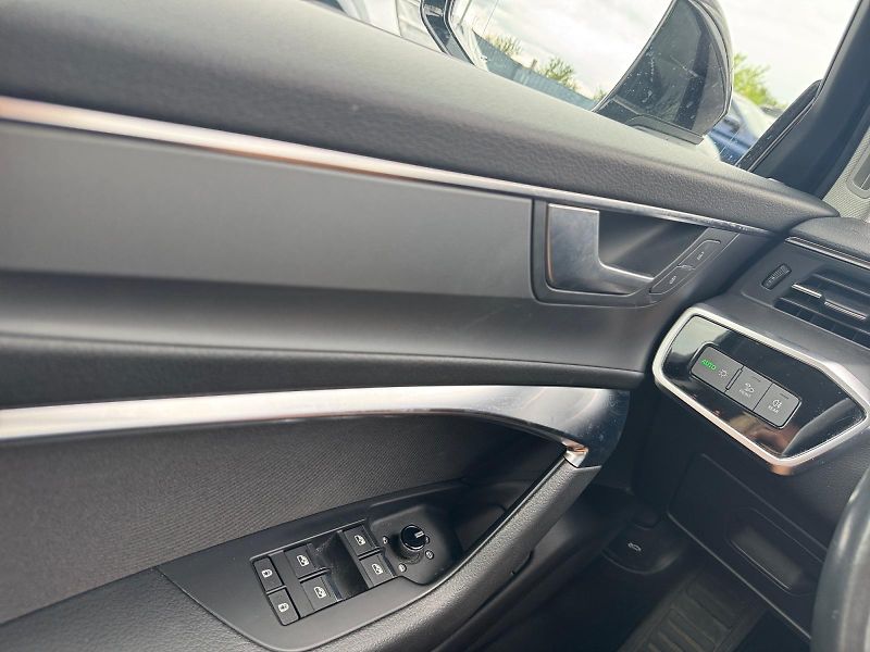 Audi A6 Avant (2019) QUATTRO 3.0TDI 170kW 4x4 CZ - fotka 11 z 11