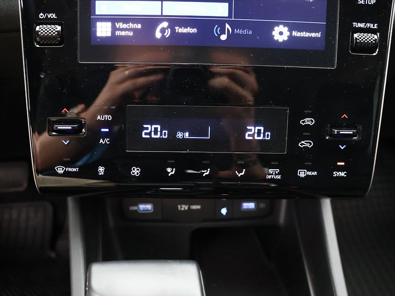 Hyundai Tucson 1,6 T-GDI 110 kW Smart Aut. DP - fotka 18 z 27