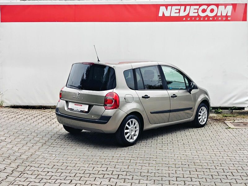 Renault Modus (2009) 1,2 16V 55 kW Alur - fotka 2 z 35