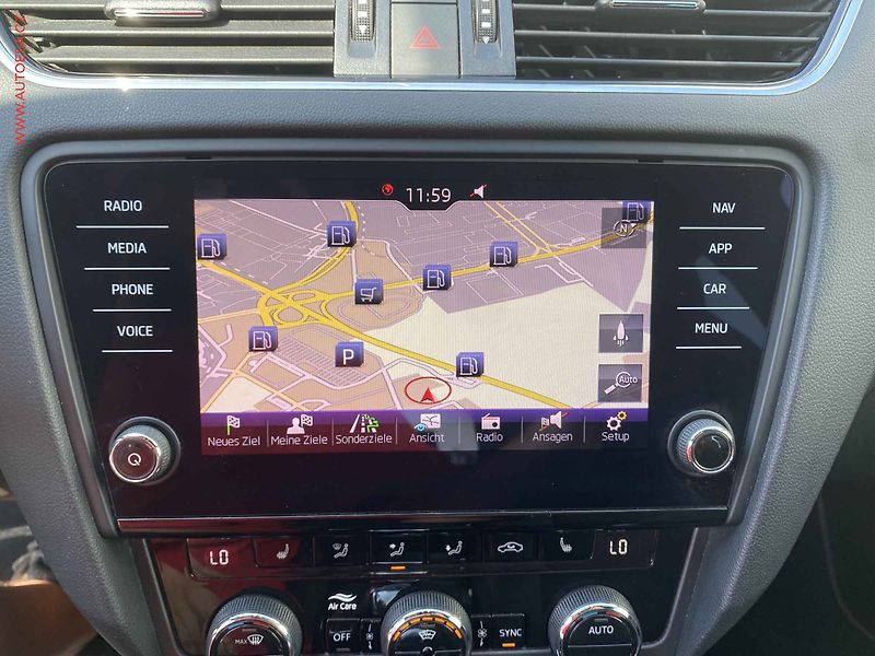 Škoda Octavia (2018) 2.0 TSi, RS, DSG, LED, navi - fotka 17 z 20