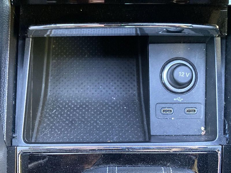 Škoda Karoq (2022) 2.0 TDI 4x4 DSG SportLine - fotka 19 z 34