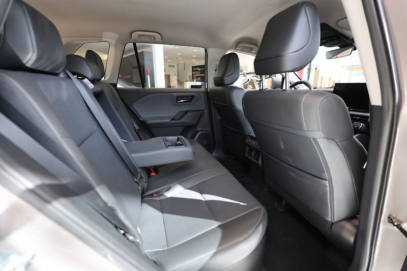 Toyota RAV4 EXECUTIVE AWD  SKLAD - fotka 9 z 20