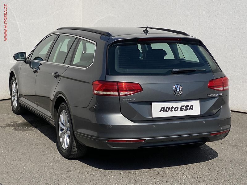 Volkswagen Passat (2015) 2.0 TDi, Comfort, DSG, LED - fotka 6 z 18