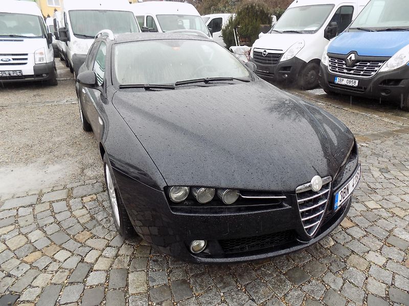 Alfa Romeo 159 3,2 JTS 191 KW  Q4 SPORTWAGON - fotka 4 z 40