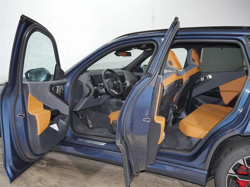 BMW X3 xDrive 40d - fotka 8 z 8
