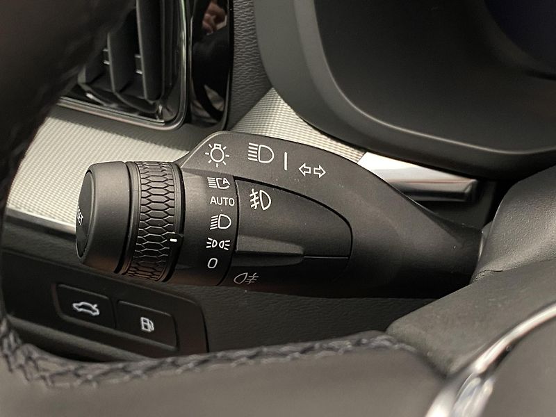 Volvo XC60 (2026) T6 AWD AUT DARK PLUS - fotka 30 z 66