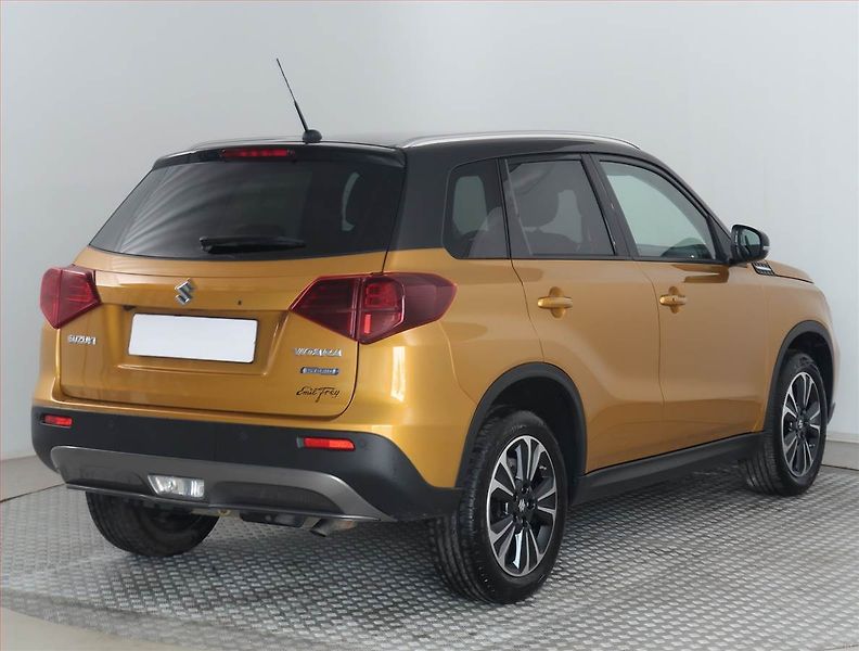 Suzuki Vitara (2024) Elegance 1.4 BoosterJet - fotka 5 z 19