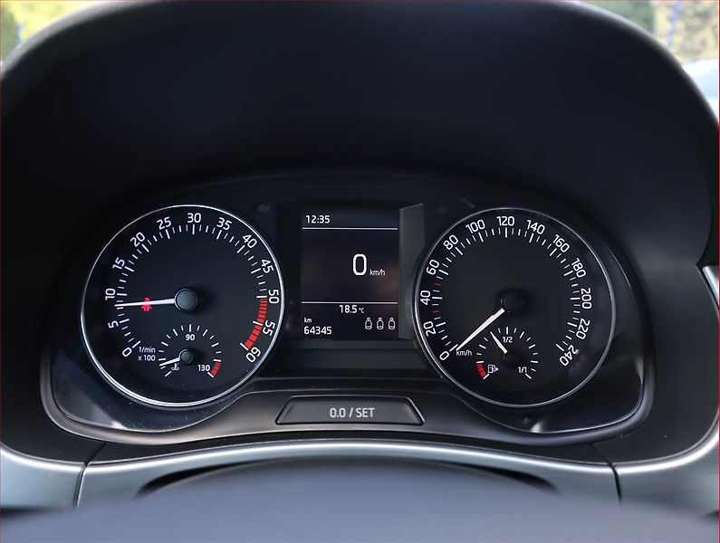 Škoda Fabia (2018) 1.4 TDI - fotka 11 z 17
