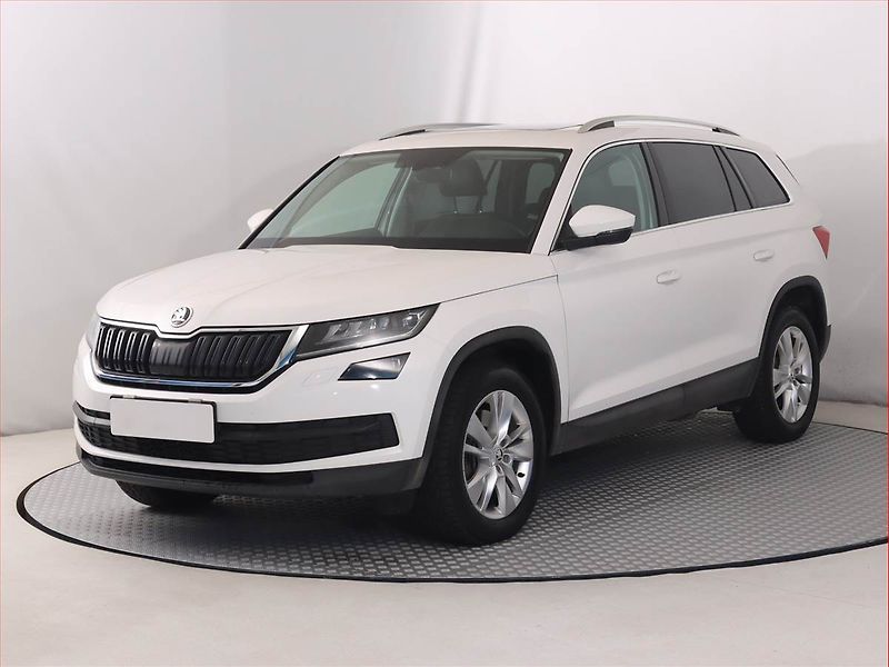 Škoda Kodiaq (2017) Style 2.0 TSI - fotka 2 z 21