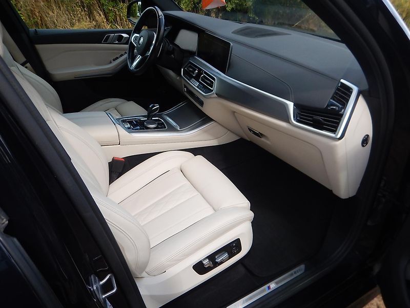 BMW X5 xDrive45e, ČR, 1. MAJ. - fotka 13 z 27