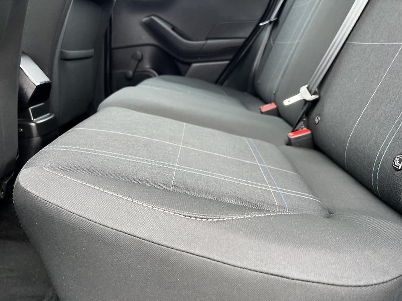 Ford Fiesta 1.0i KLIMA TEMPOMAT PŮVOD ČR - fotka 25 z 42