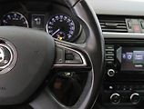Škoda Octavia (2013) 1.4 TSI, Serv.kniha, Kůže - náhled 17