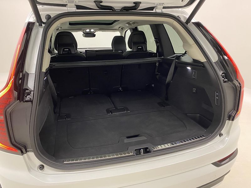 Volvo XC90 (2026) B5 AWD AUT DARK PLUS 7míst - fotka 5 z 70