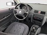 Škoda Fabia (2002) 1.4, pěkný stav - náhled 7