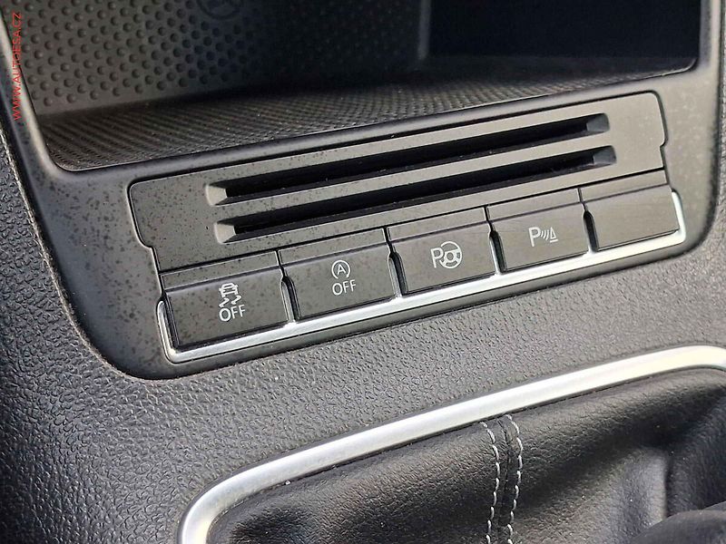 Volkswagen Tiguan (2013) 1.4 TSi, Life - fotka 13 z 17