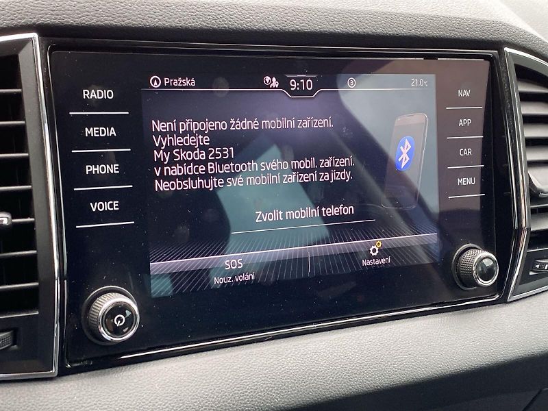 Škoda Karoq (2021) 2.0 TDI Style+ - fotka 18 z 38