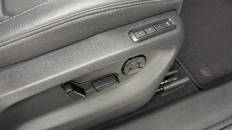 Škoda Kodiaq 2.0 TDI DSG 4x4 Exclusive Sele - fotka 23 z 35