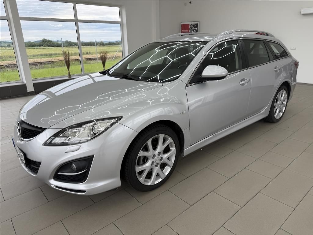 Mazda 6 2,0 i, klimatizace, tažné zař.