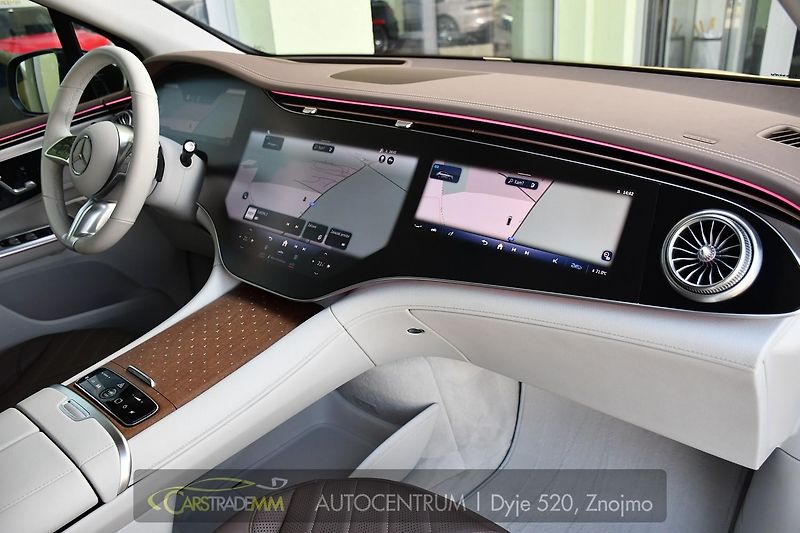 Mercedes-Benz EQE 500 4M VZDUCH MASÁŽE PANOR TAŽ - fotka 15 z 63