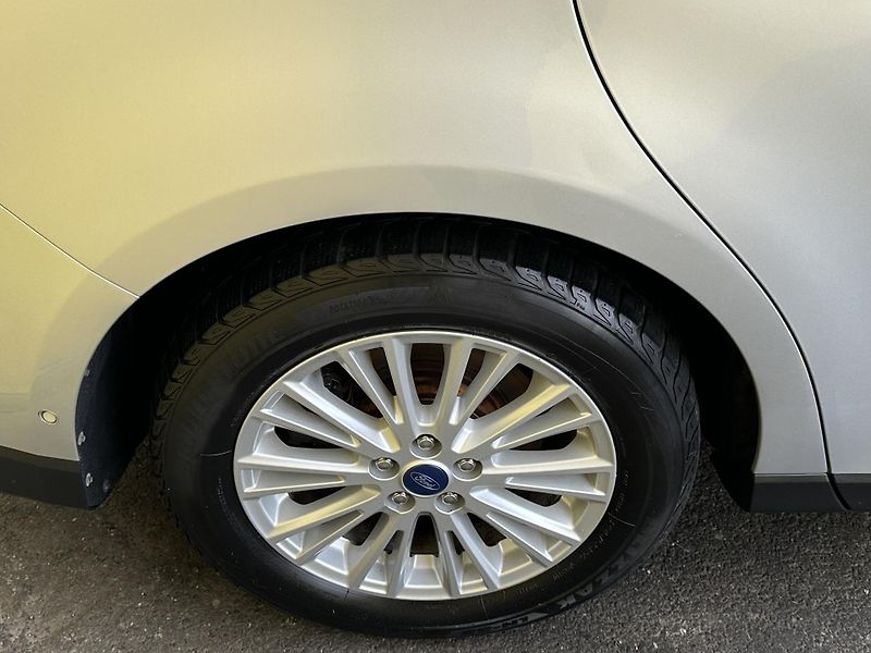 Ford Galaxy (2016) 1.5/118kW TITANIUM * 7.Míst *  - fotka 41 z 43