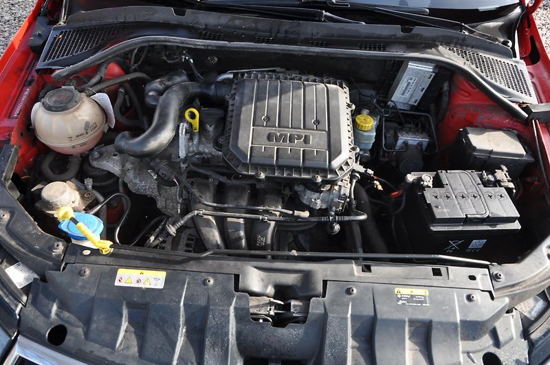 Škoda Fabia III 1.0MPi 55kW KOMBI - fotka 9 z 13