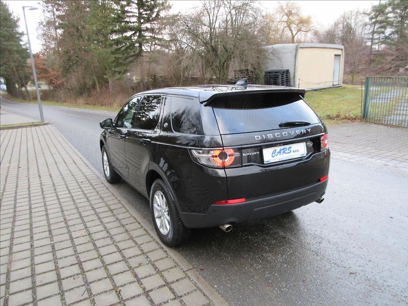 Land Rover Discovery Sport 2,0 TD4 110Kw, AWD, Nové v ČR - fotka 9 z 31