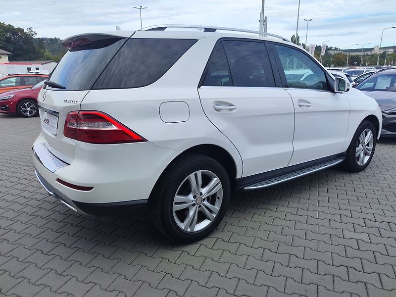 Mercedes-Benz Třídy M 250 CDI/150kW 4Matic AT - fotka 5 z 34