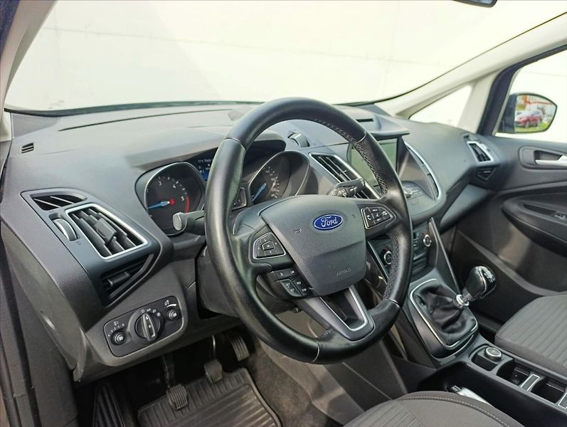 Ford C-MAX 1,5 TDCi Kamera Navi Tempomat - fotka 13 z 34