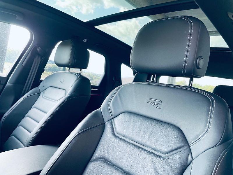 Volkswagen Touareg (2024) R eHybrid 3.0 V6 TSi, 340kW - fotka 10 z 23