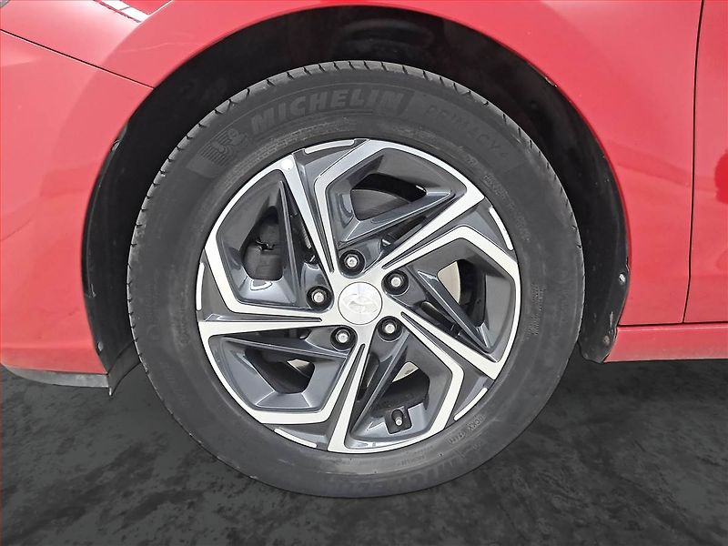 Hyundai i30 (2021) 1.0 T-GDI, Automat, Serv.kniha - fotka 15 z 19