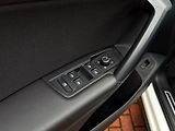 Volkswagen Tiguan 2.0 TDi Elegance DSG 4x4, ČR - náhled 16
