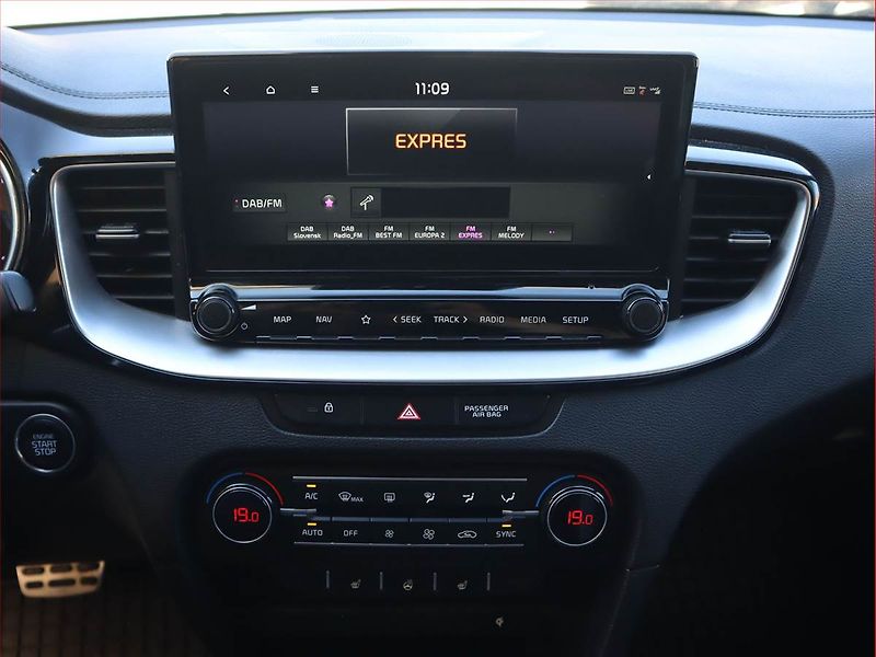 Kia Pro_Ceed (2021) 1.5 T-GDI, Automat, Serv.kniha - fotka 12 z 24
