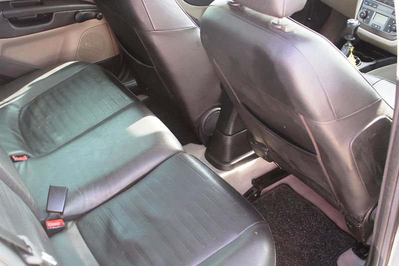 Fiat Grande Punto (2007) 1,4i KLIMA EL.OKNA ALU17 KŮŽE - fotka 10 z 14